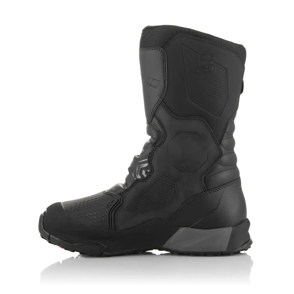 2037524-1100-r2_xt-8-gore-tex-boot.webp